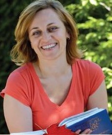 Dr. Gabriela Notvotna Dr. Gabriela Notvotna